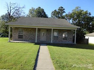 407 Hickory St, Ward, AR 72176