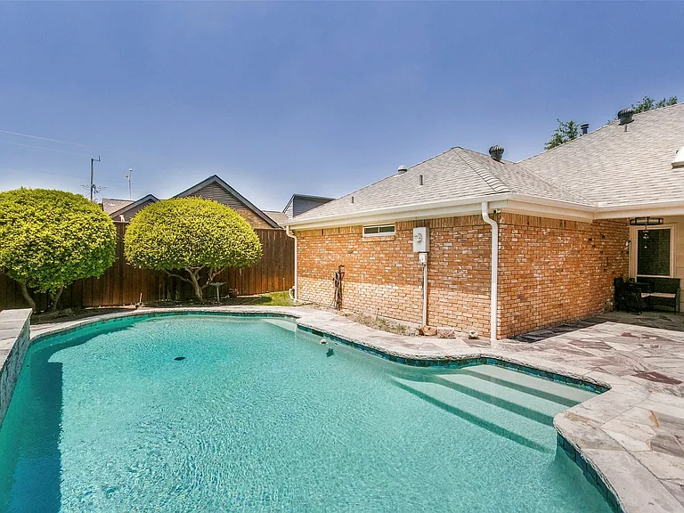 6010 Yellow Rock Trl — Photo 24