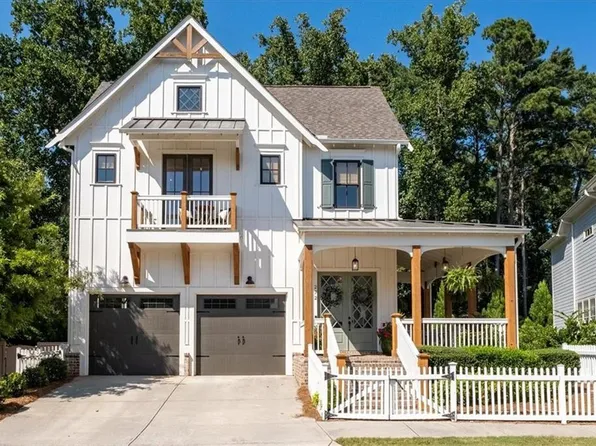 272 Dawson Dr, Woodstock, GA 30188
