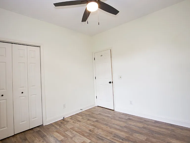 102 Willow Creek Ln — Photo 22