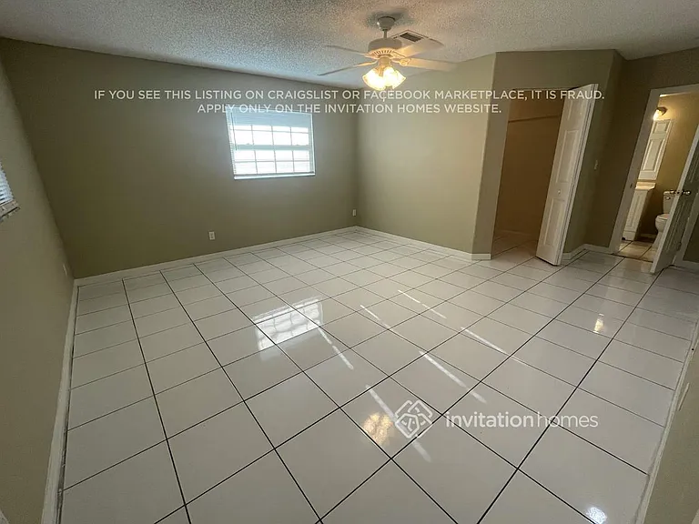 1806 SE 13th St — Photo 13