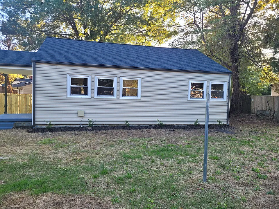 5717 Jahnke Rd