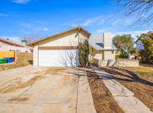 1315 E Lingard St, Lancaster, CA 93535