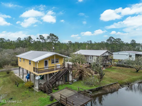 5113 Kament St, Bay Saint Louis, MS 39520