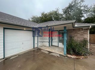 121 Stewart Bend Ct #B, Azle, TX 76020