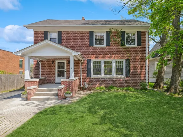 1557 Green Bay Rd, Highland Park, IL 60035