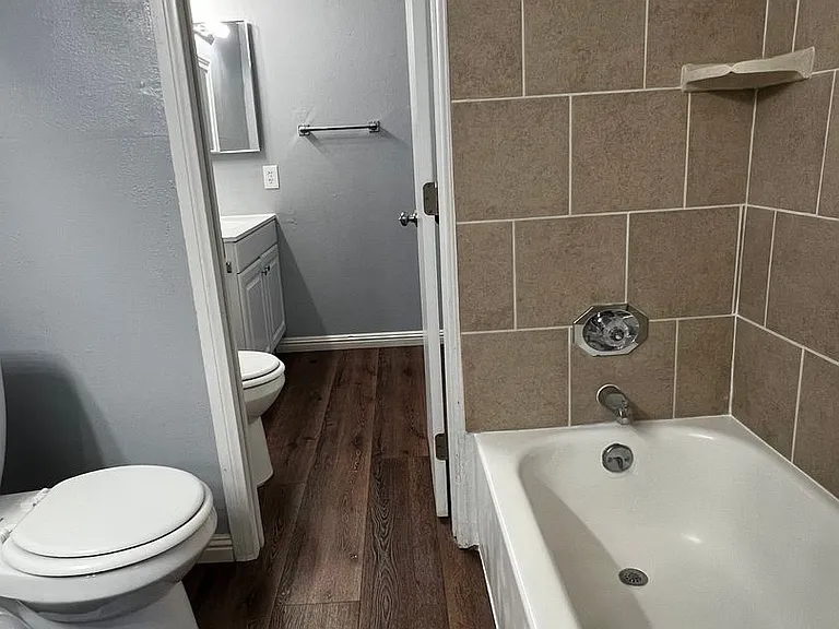 6630 Bubbling Brook Dr #D — Photo 17