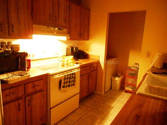 4th image of 1815 Bough Ave Unit D