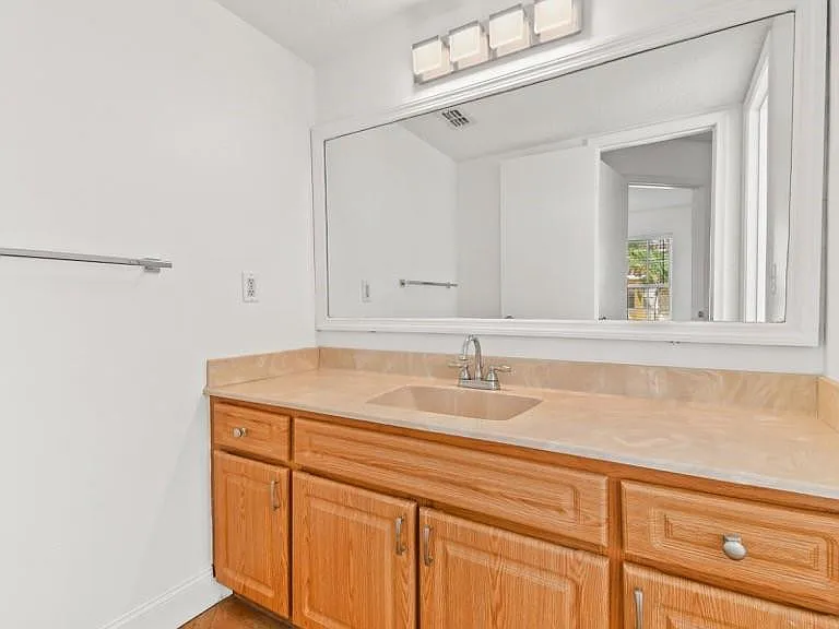 1140 Lake Shore Dr #206 — Photo 12