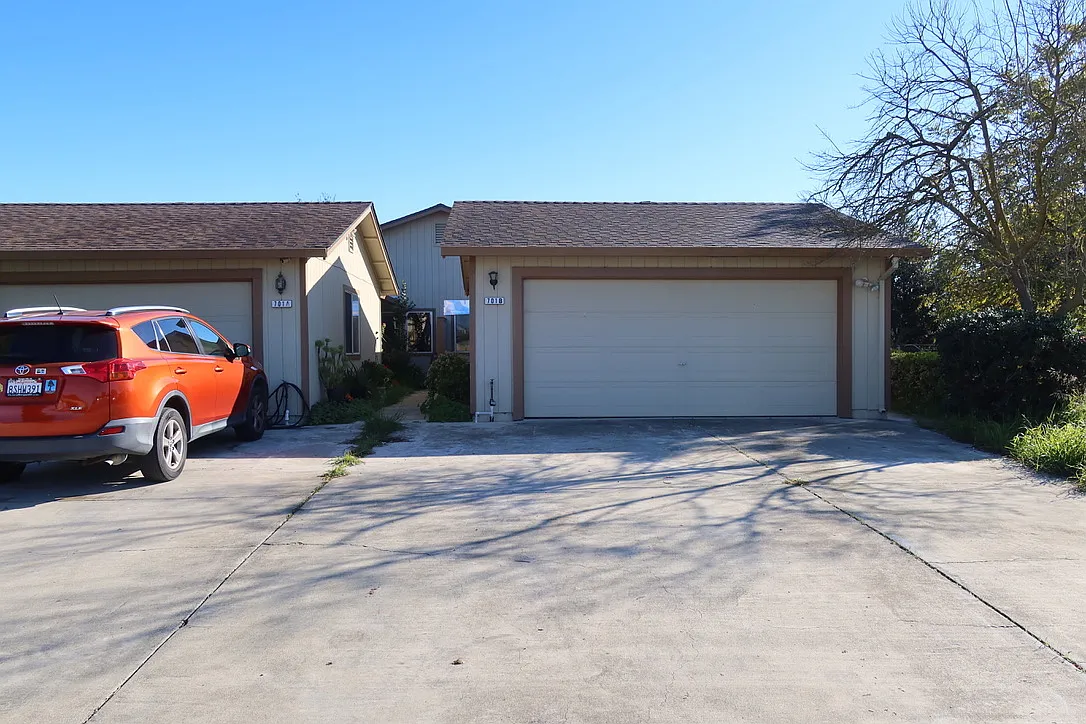 701 Westside Blvd #B photo 1