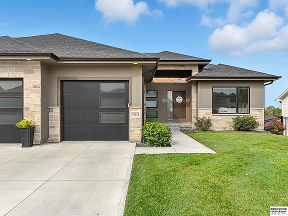 2nd image of 19014 Acorn Dr