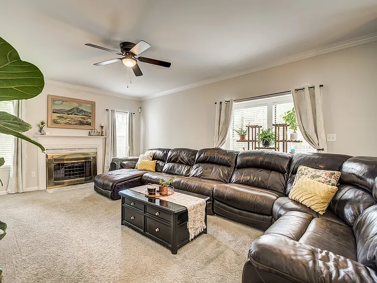15744 Beau Ridge Dr — Photo 20