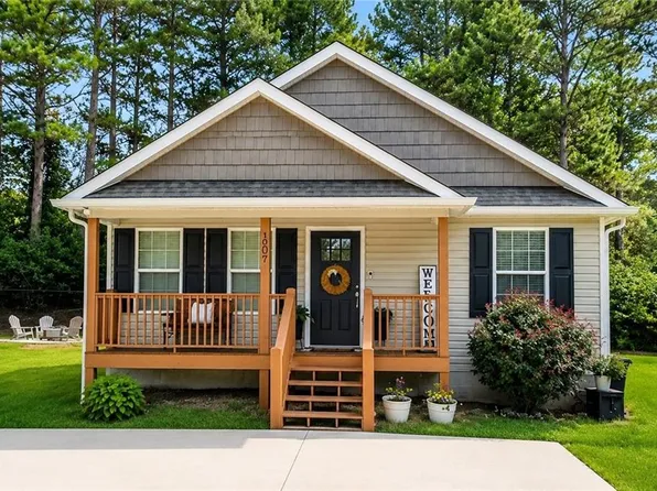 209 Roslyn Ct, Dalton, GA 30720