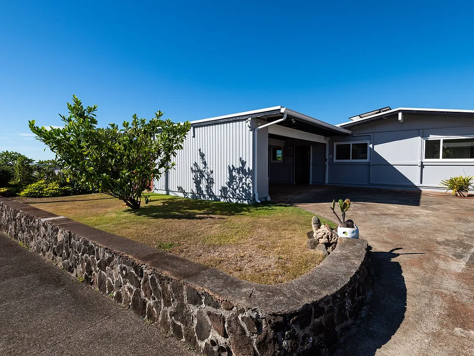 98-1233 Neki St