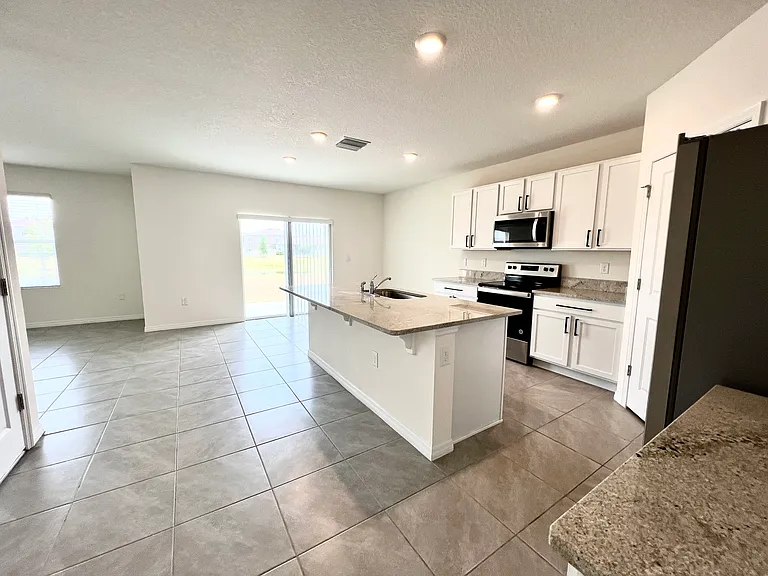 8926 Forge Breeze Loop — Photo 5