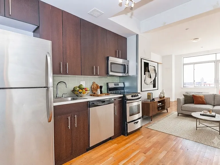 186 Noll St #5F — Photo 2