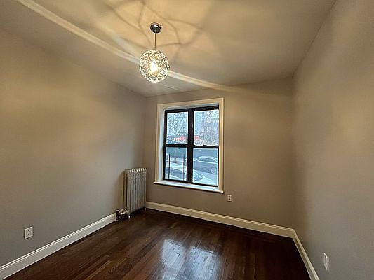 4th image of 649 W 184th St APT 1c