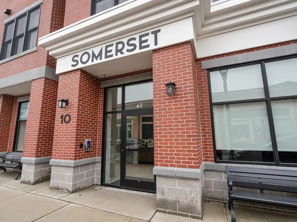 10 Somerset Ave #306, Winthrop, MA 02152
