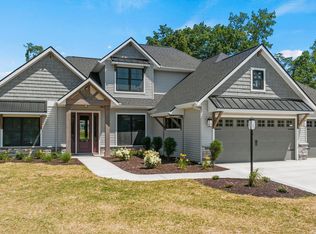 688 Skillet Ave, Huntertown, IN 46748