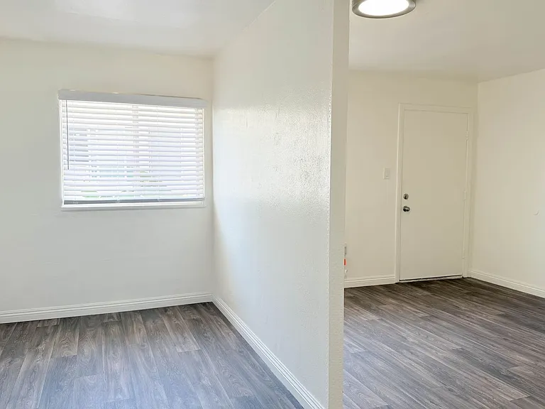 449 El Cajon Blvd — Photo 7