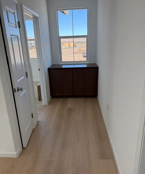 3190 Summit Dr — Photo 8