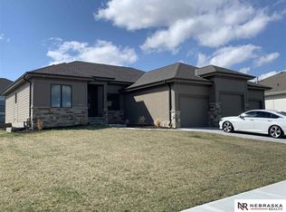 10806 S 175th Ave, Omaha, NE 68136