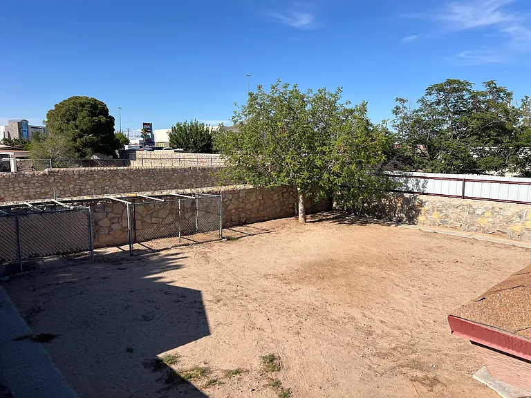Gambel Quail Dr — Photo 45