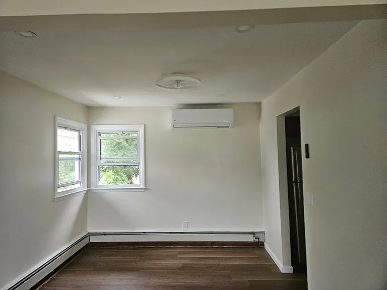 83 Louis Ave #2 — Photo 22