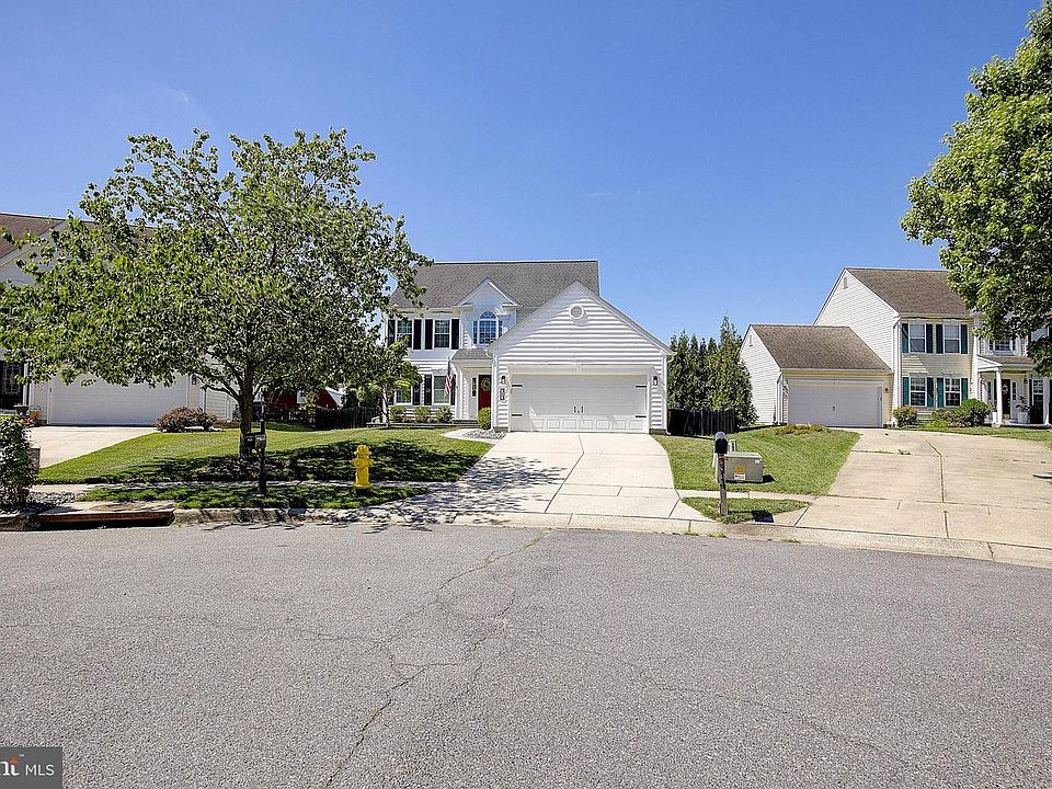 1st image of 313 Buckland Ct