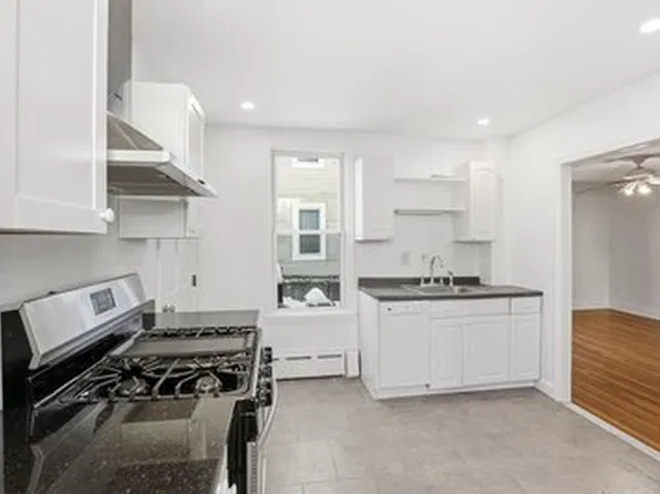 39 Fairmont St #1, Cambridge, MA 02139