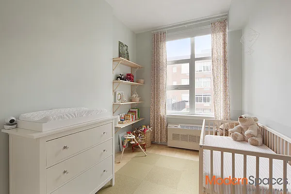 Sold by Modern Spaces | media 18