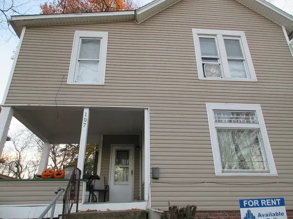 107 W State St, Athens, OH 45701