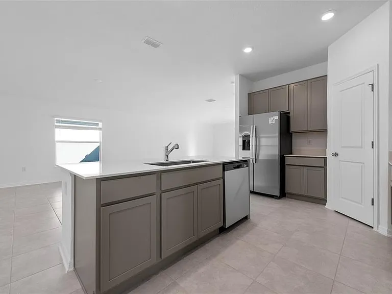 346 Rustic Rail Dr — Photo 6