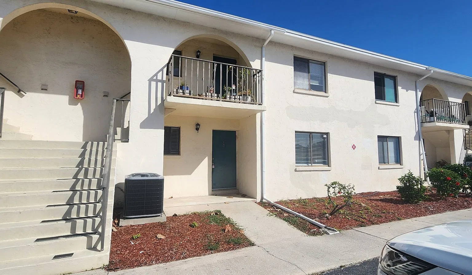 CC Townhome — Photo 1