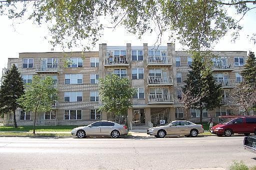 1st image of 2501 W Touhy Ave APT 304