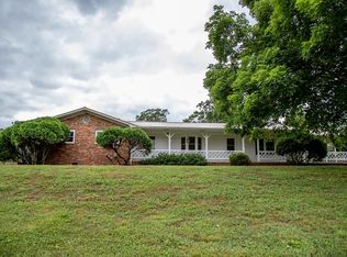 3278 Three Island Rd, Walling, TN 38587