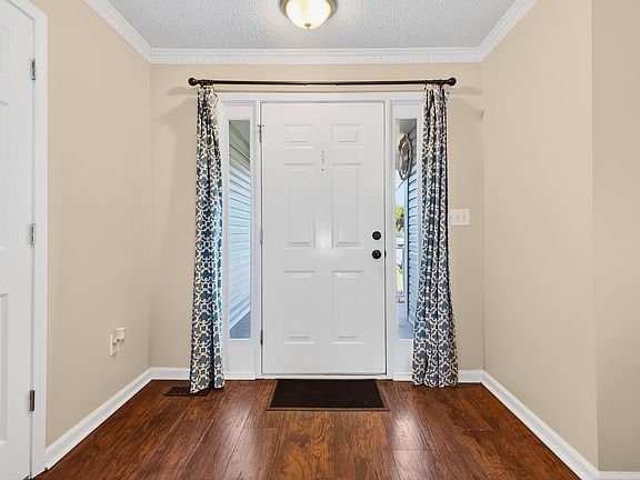 5th image of 404 Frostberry Ct