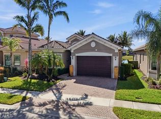 13843 Luna Dr, Naples, FL 34109