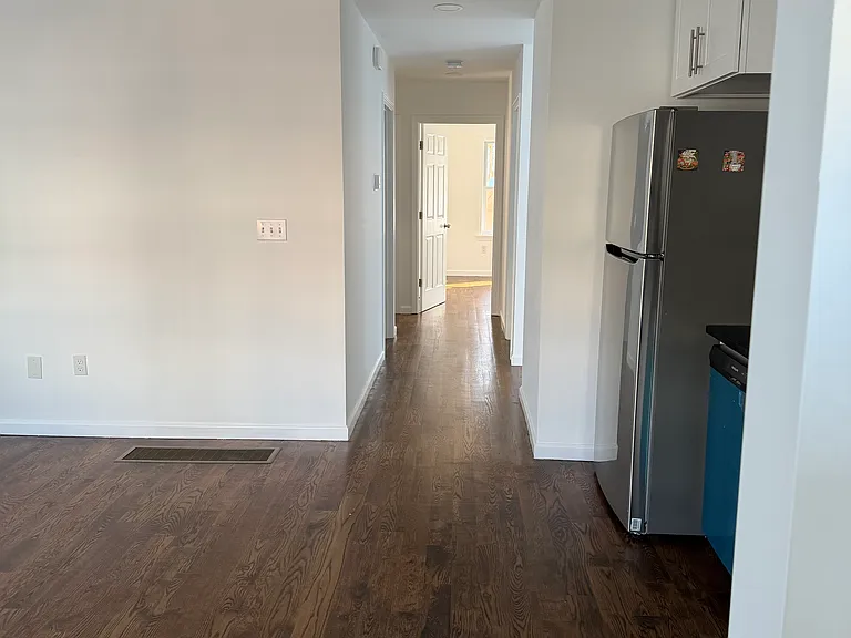 11257 Howard Ave #1B — Photo 1