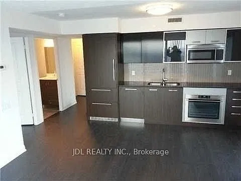 2 bed, $3,200 — Photo 3