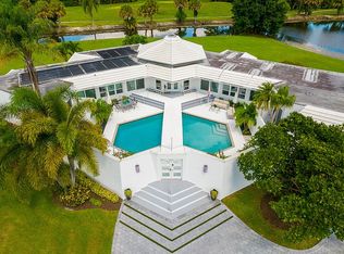 6919 N Calumet Cir, Lake Worth, FL 33467