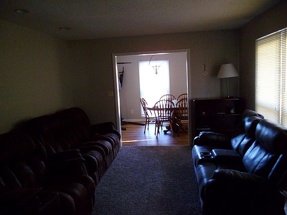 living room to dining room