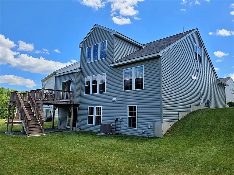 13 Walnut Way #13 — Photo 32