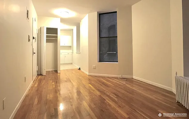 Rented by Sovereign Associates | media 9