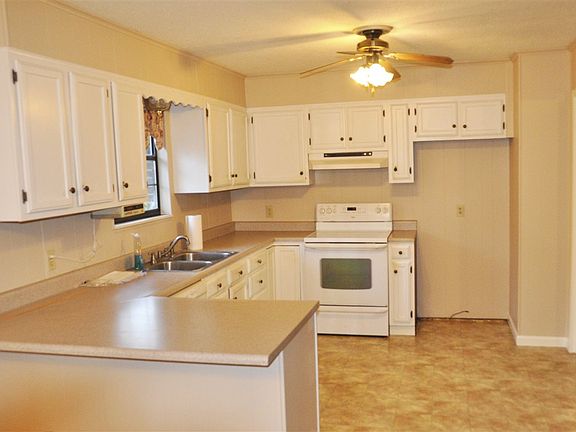 2nd image of 350 Cambridge Dr