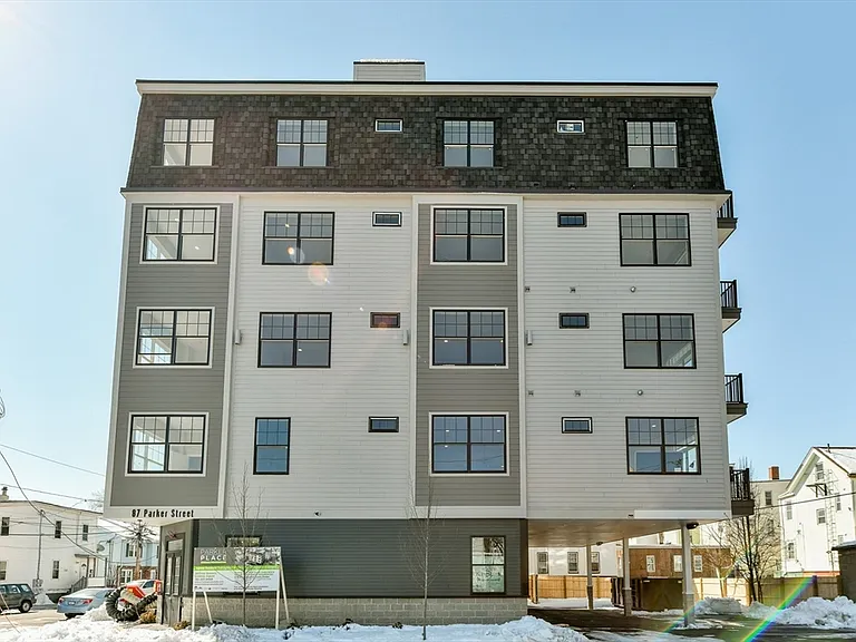 87 Parker St #402A — Photo 8