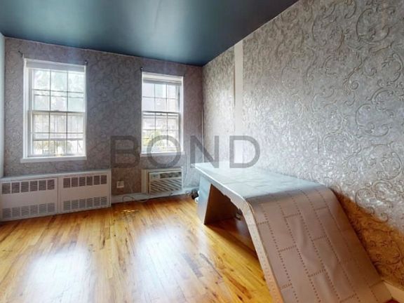 2nd image of 402 E 83rd St #5D1