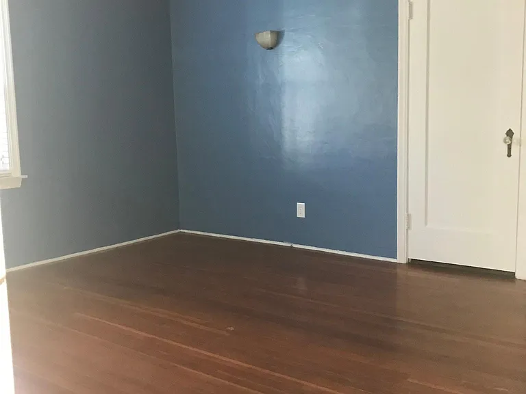490 E Sacramento Ave — Photo 18