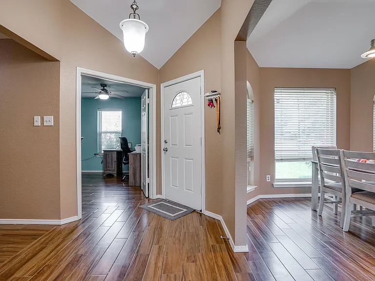 369 Phillips Dr — Photo 21