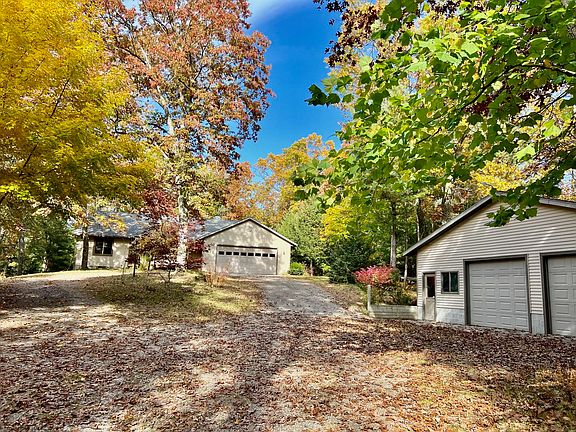 2nd image of 1890 E White Lake Dr